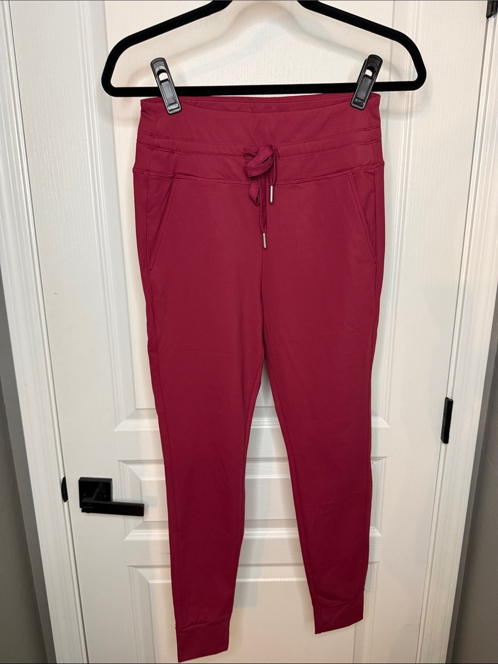 HALARA Deep Rose Drawstring Joggers. NWOT